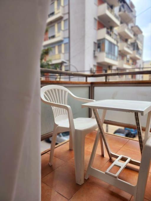 One Bd Flat Near Center With 24H Self Check In Appartement Tirana Buitenkant foto