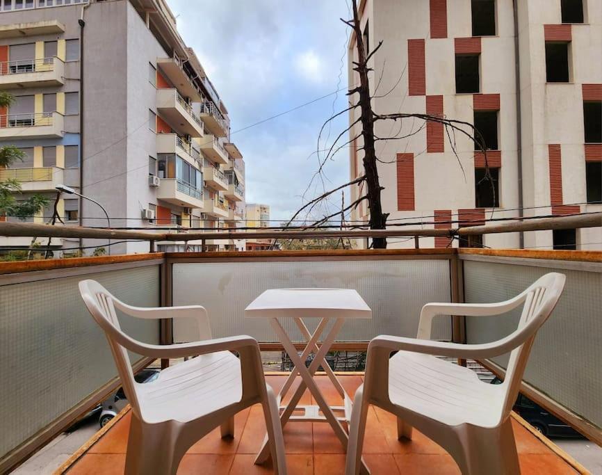 One Bd Flat Near Center With 24H Self Check In Appartement Tirana Buitenkant foto
